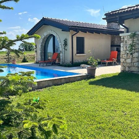 Private Villa At Blacksearama Golf & Villas Resort Μπαλτσίκ Εξωτερικό φωτογραφία